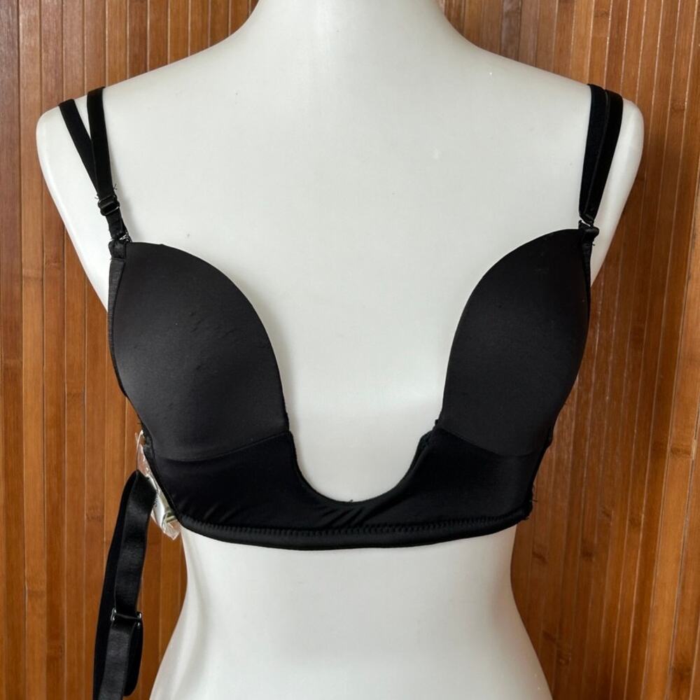 Black U-Plunge Low-Back Convertible Bra with Clear Strap Size 3